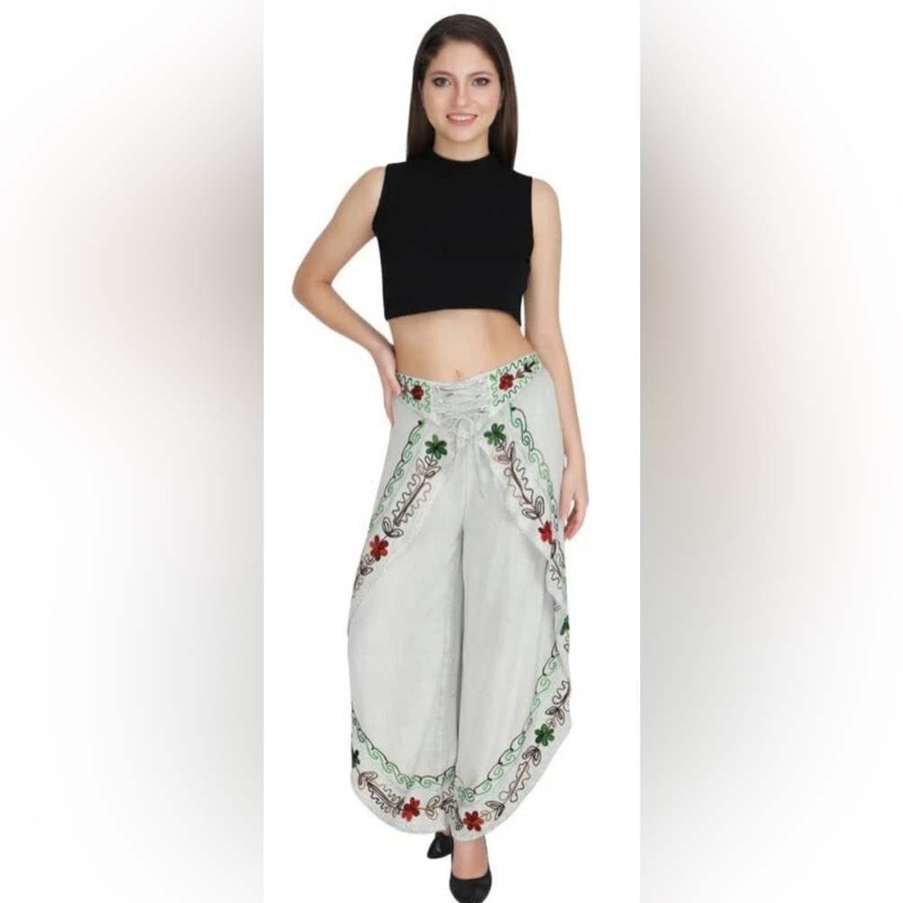 Elegant Embroidered Wide Leg Pants 100%viscose  NWOT